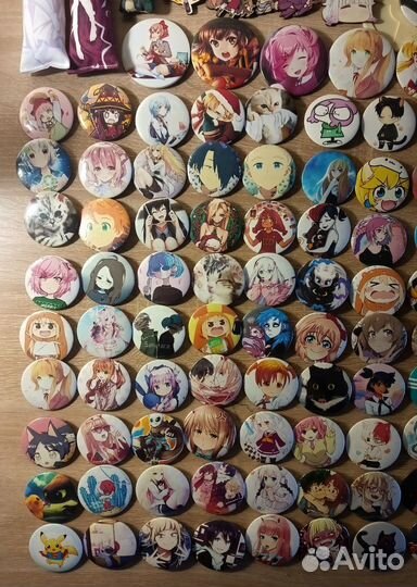 Аниме значки и мини дакимакуры (очень много)
