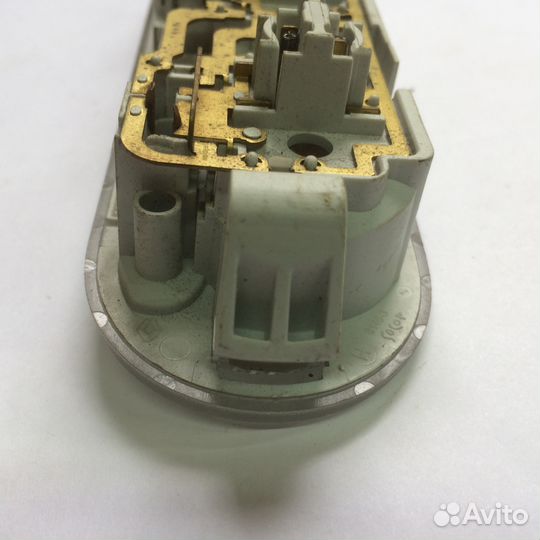 Плафон освещения салона потолочный Рено Меган 2