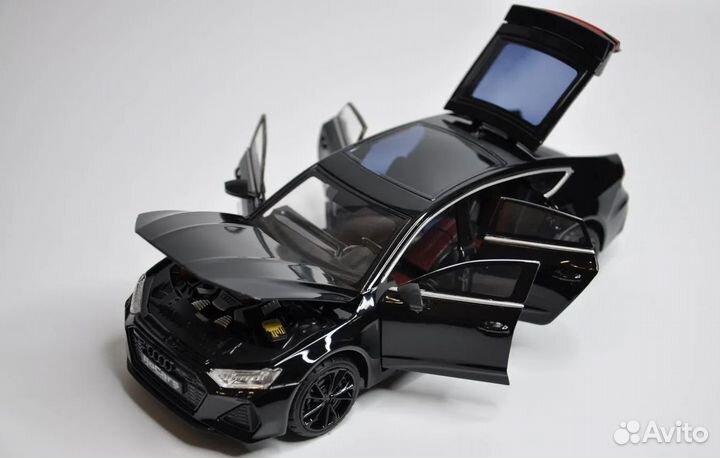 Модель автомобиля Audi RS 7 Sportback металл