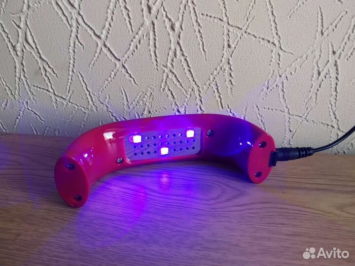 Led лампа для ногтей (новая)