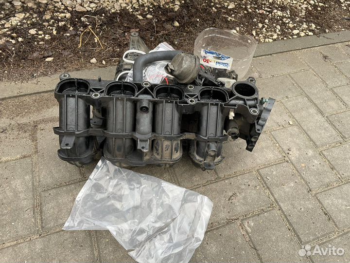 Коллектор впускной Ford focus 2 1,8-2