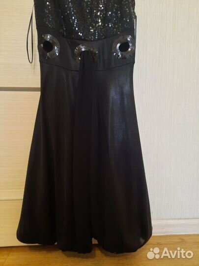 Вечернее маленькое чёрное платье