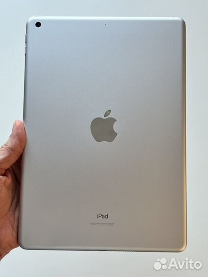 iPad 8 поколения 2020 32GB Wi-Fi Silver акб 100