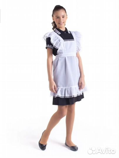 Школьный белый фартук на последний звонок