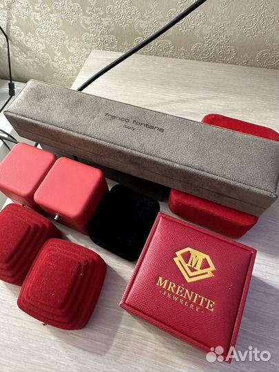 Коробка для ювелирных украшений