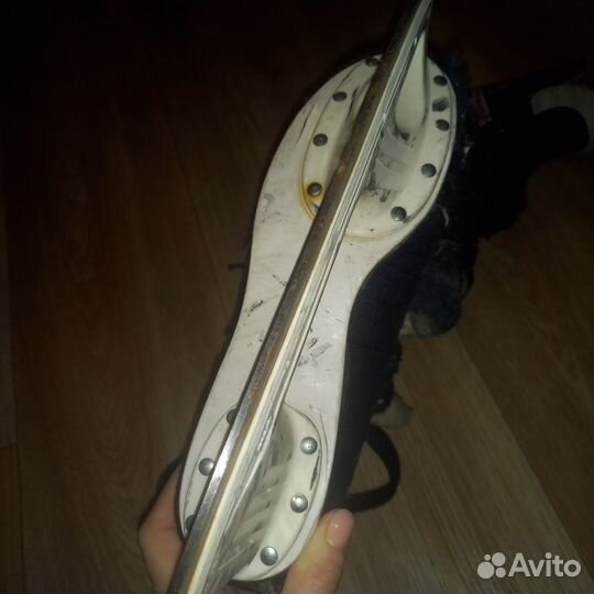 Коньки мужские 44 размер (280 мм)