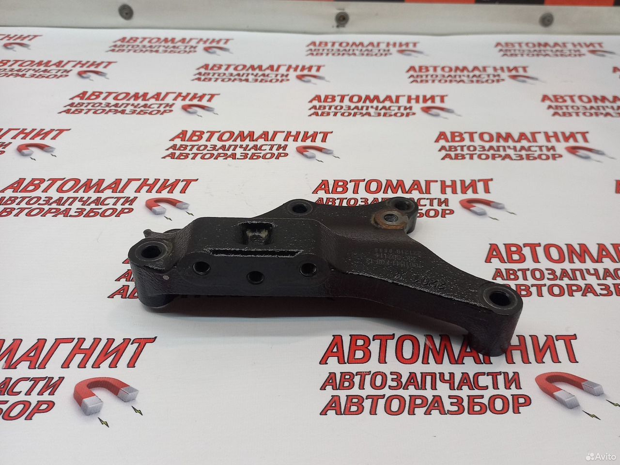 Кронштейн двигателя правый Воях Фри дорестайлинг