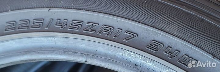 Dunlop SP Sport LM704 225/45 R17