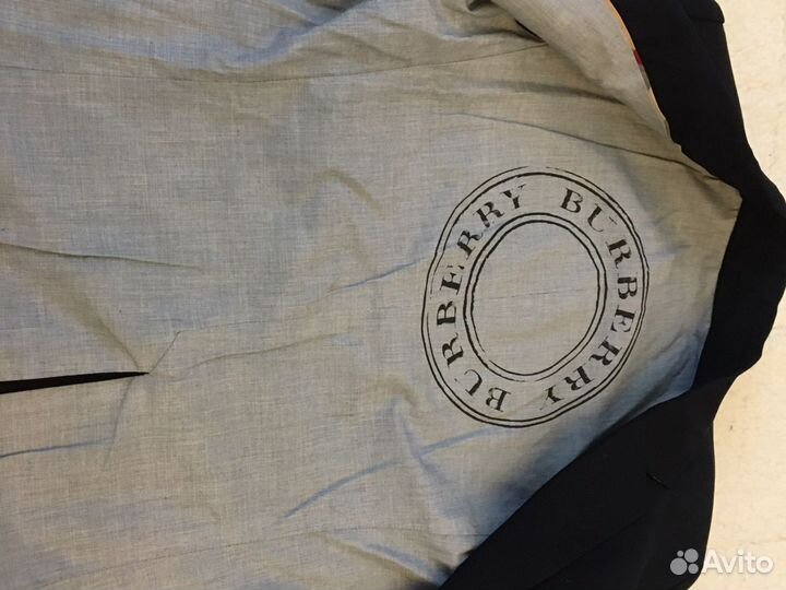Пиджак burberry 8 лет 128 см