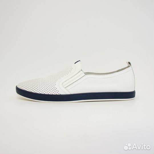 Мокасины белые