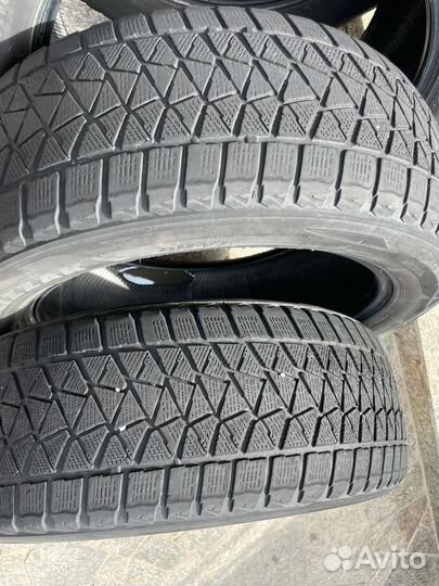 Bridgestone Blizzak DM-V2 235/55 R19 105T