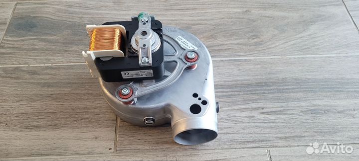 Вентилятор для котлов De Dietrich (JJD005682150)