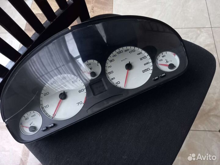 Панель приборов пежо 607