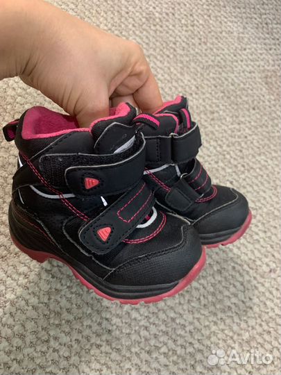 Обувь бу на девочеу от 20 размера