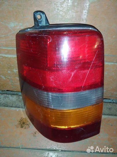 Задний фонарь