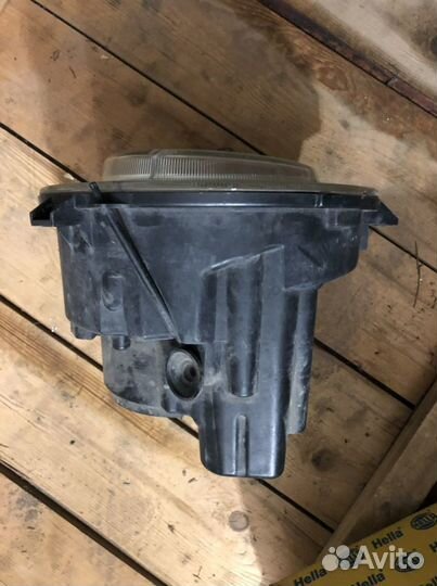 Фара Mercedes-Benz G55