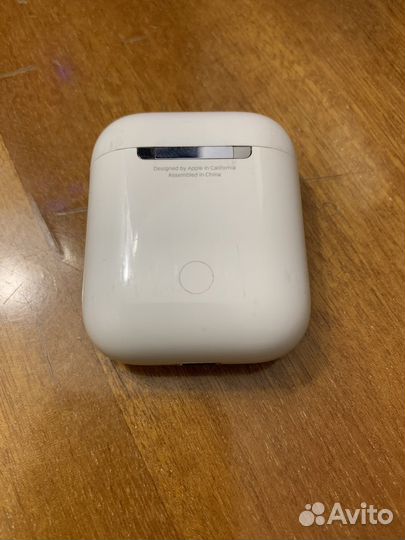Продам AirPods (2 поколение, оригинал)