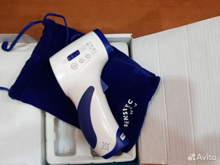 Бесконтактный инфракрасный термометр