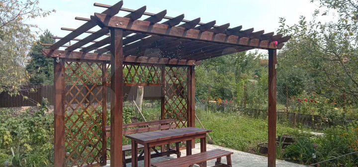 Дом 97 м² на участке 11,4 сот.