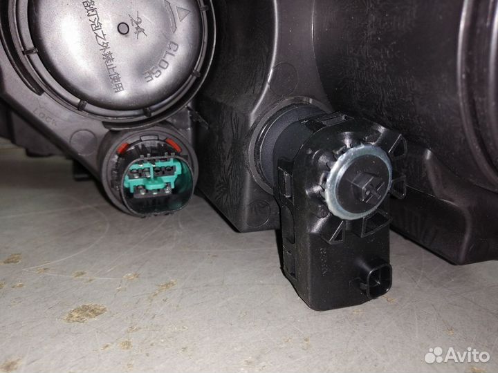 Фары Hyundai Elantra 2015-2019