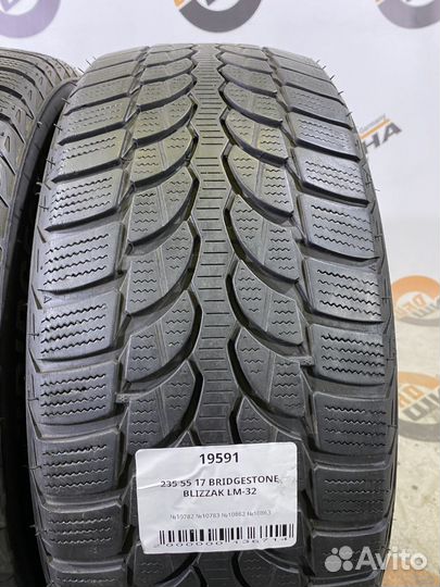 Bridgestone Blizzak LM-32 235/55 R17