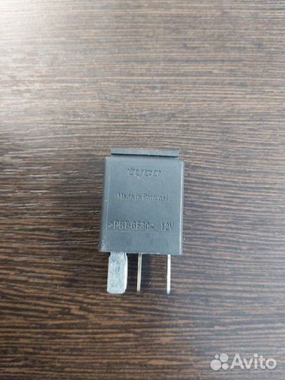 Реле Volkswagen Touareg 1 4.2 2006