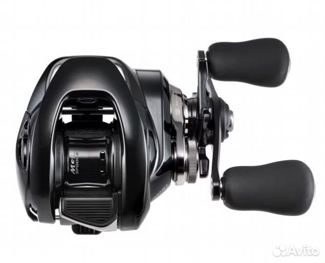 Shimano 24 Metanium DC 71 / 71HG / 71XG (left)
