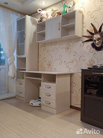 Продаётся комплект детской мебели