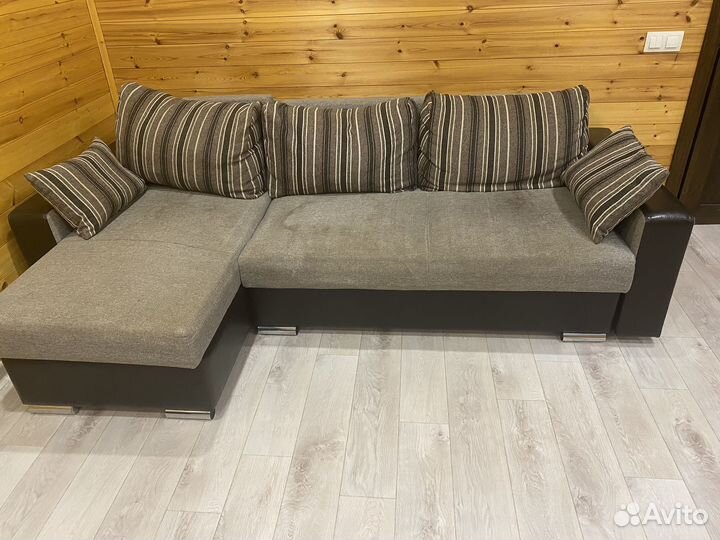 Угловой диван бу