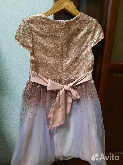 Платье праздничное