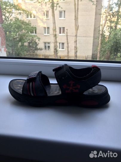 Сандалии