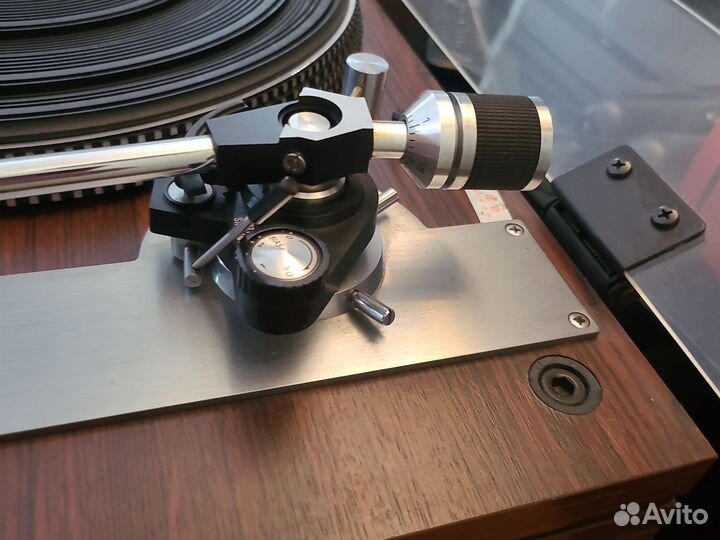 Проигрыватель винила onkyo