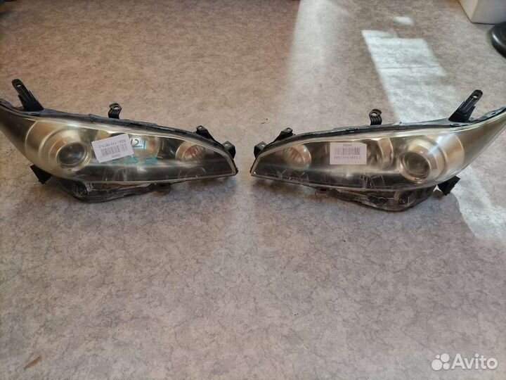Фары toyota wish zge2