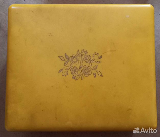 Шкатулка для ниток и пуговиц СССР