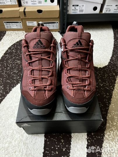 Кроссовки Adidas Sahale X Brown