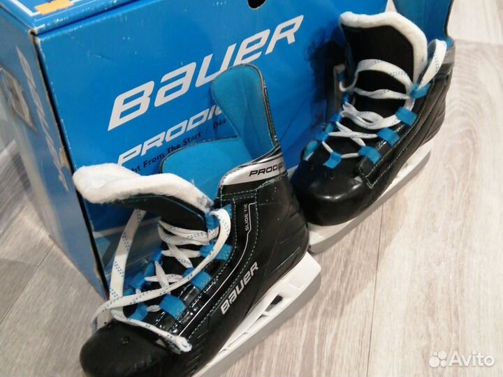 Хоккейные коньки bauer