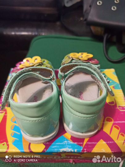 Босоножки для девочки 20