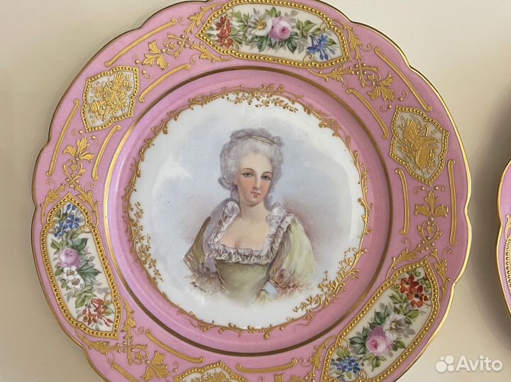 Тарелки фарфор