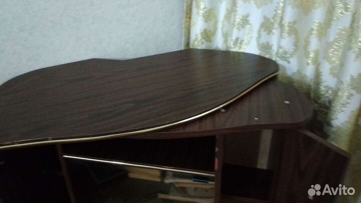 Тумба под телевизор