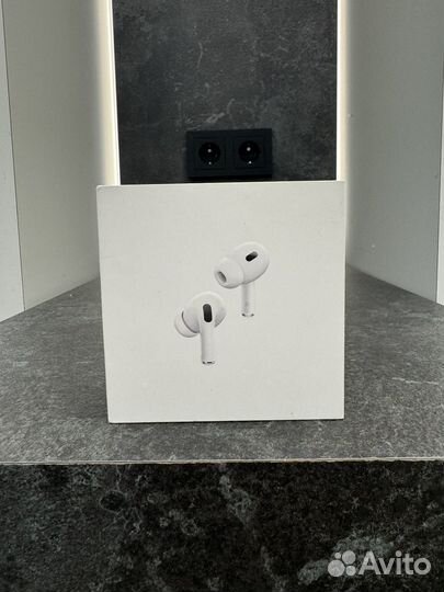 AirPods Pro 2 with MagSafe Charging Case (usbc)