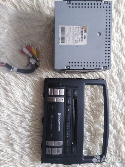 Штатная магнитола mitsubishi Pajero 4