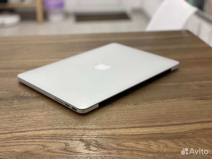 Macbook Pro 13 2014 i5/8/128 Silver (бу) Ростест