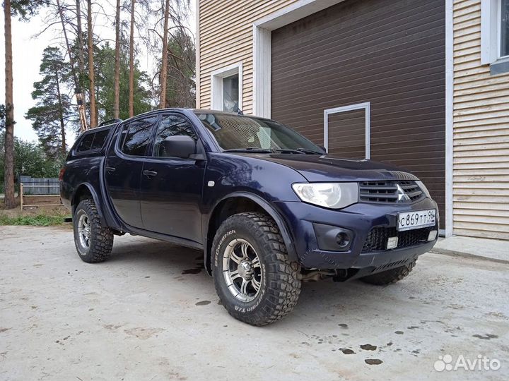 R16 Bfgoodrich Mud-Terrain T/A 265/75, PCD 6x139.7 DIA 67.1