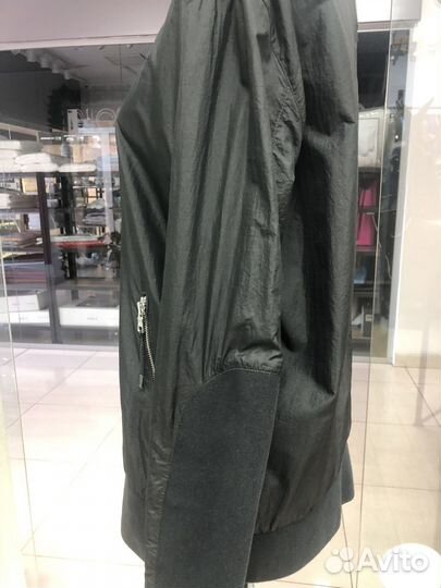 Armani exchange бомбер