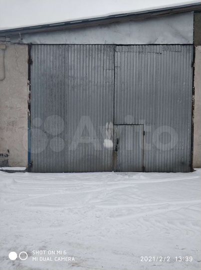 Гараж, > 30 м²