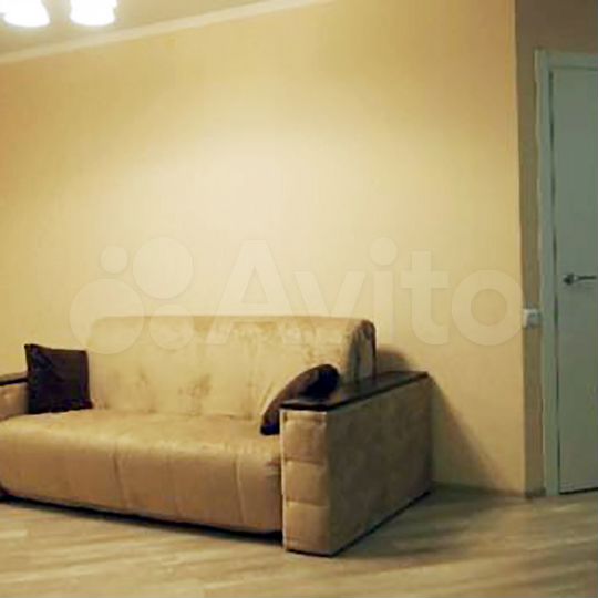 2-к. квартира, 45 м², 1/4 эт.