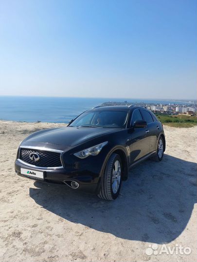 Infiniti QX70 3.7 AT, 2016, 130 000 км