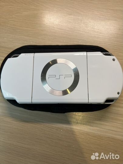 Sony PSP Slim, белая, прошитая