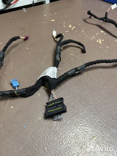 Жгут проводки правой передней обивки двери BMW G20
