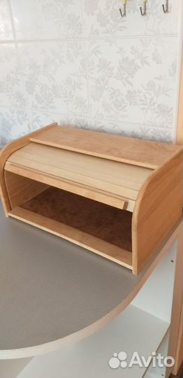 Хлебница деревянная